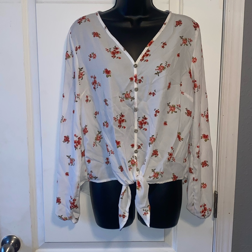 Rue21 v-neck button up long sleeve.